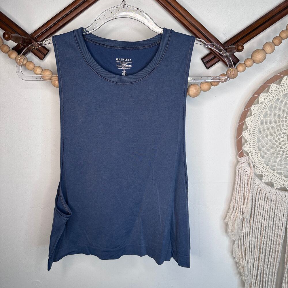 Athleta Blue Muscle Crop Tank